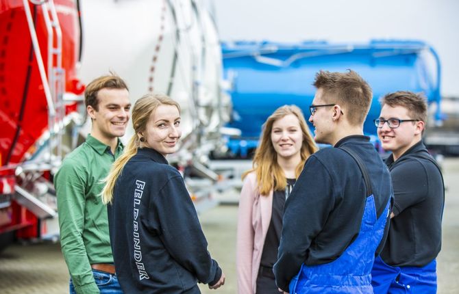 Feldbinder Spezialfahrzeugwerke Gmbh Werk Wittenberg Dein